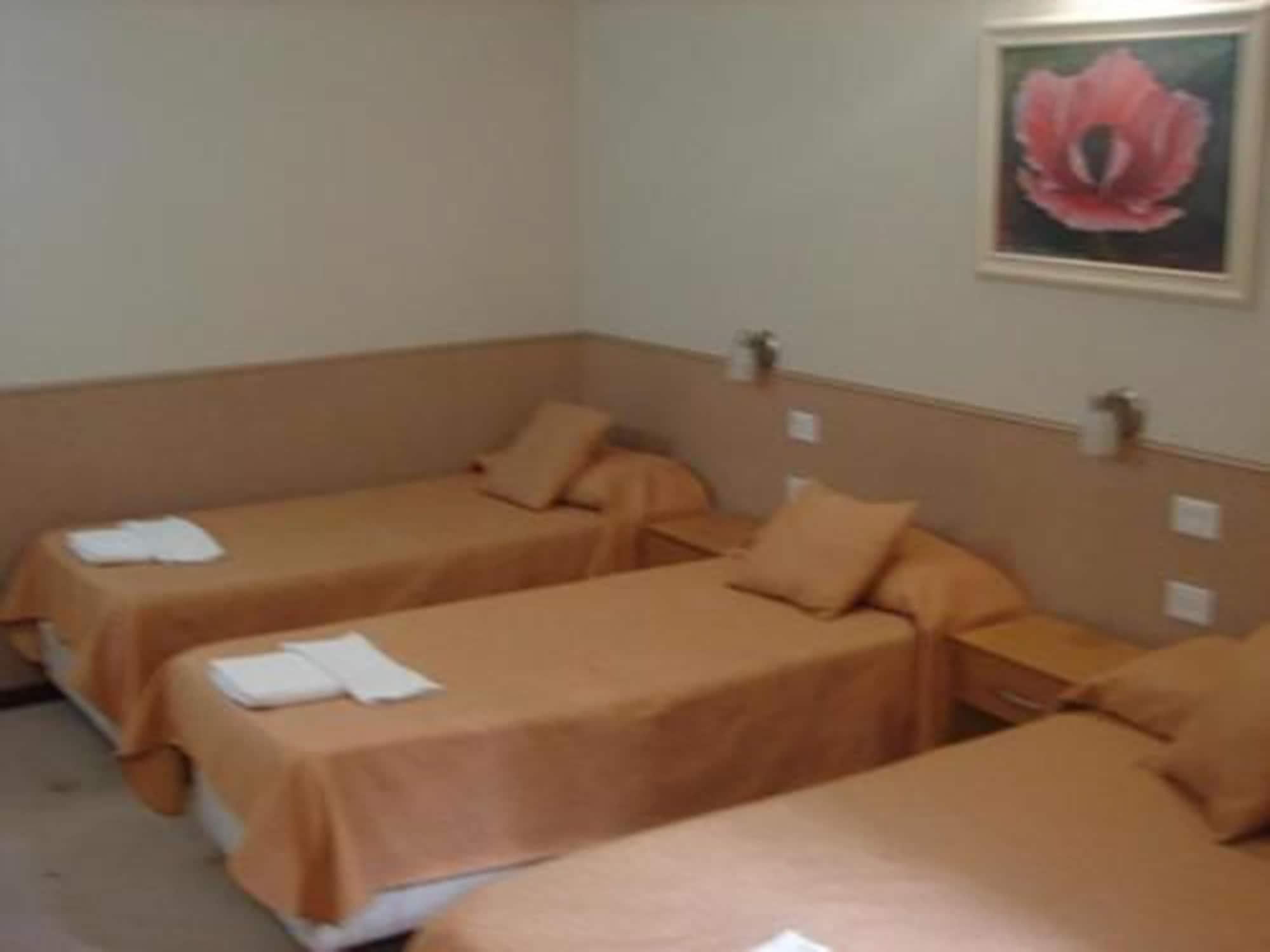 Cheltum Hotel Trelew Εξωτερικό φωτογραφία