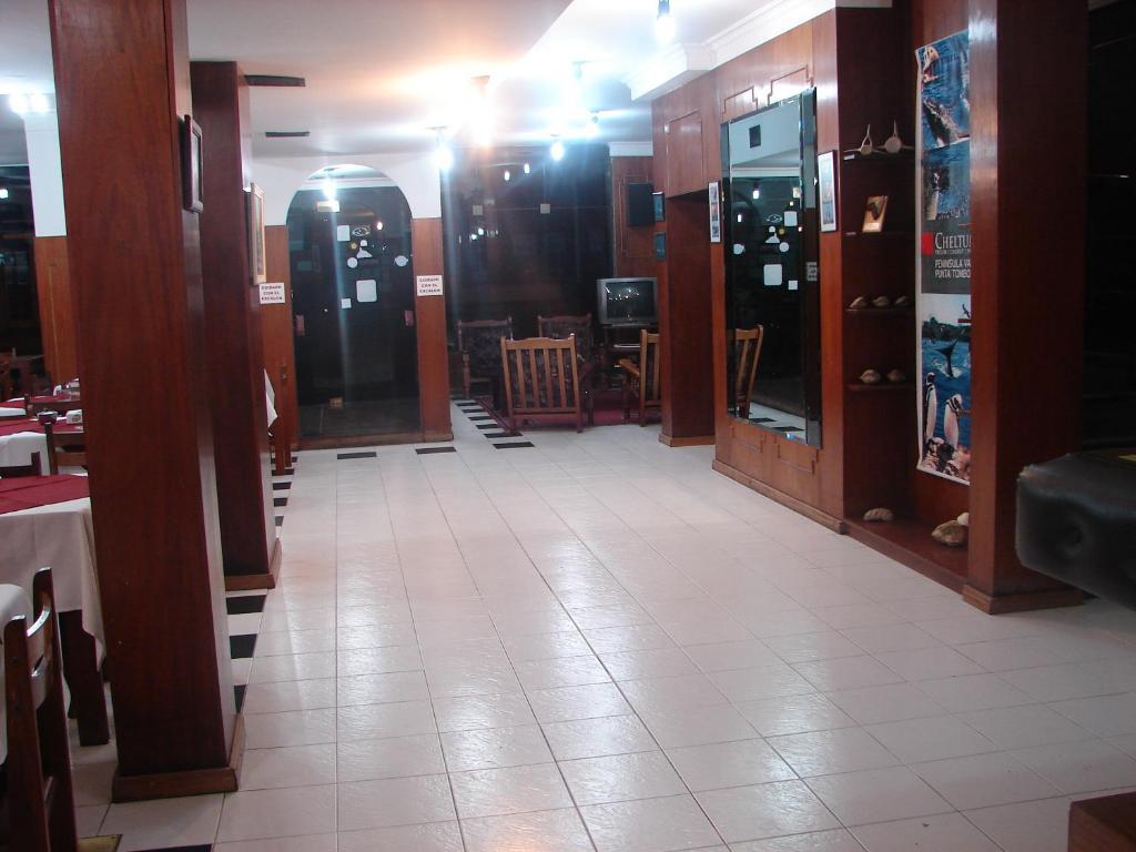 Cheltum Hotel Trelew Εξωτερικό φωτογραφία